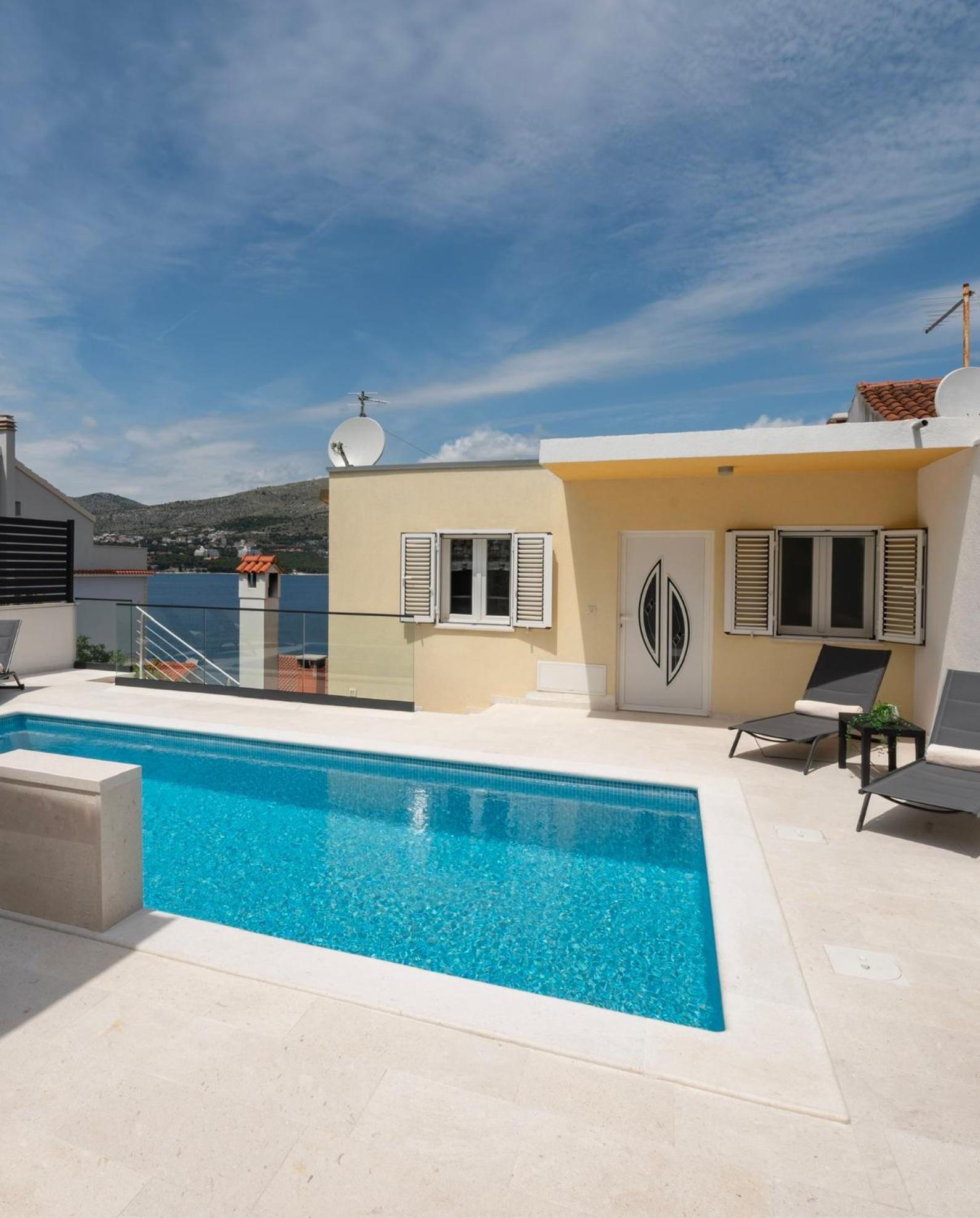 Lavanda Residence With Heated Pool Trogir Split Округ-Доньи Экстерьер фото