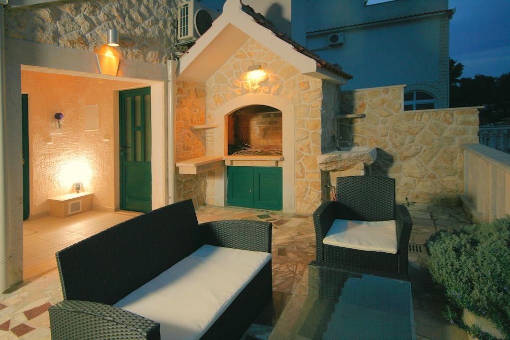 Lavanda Residence With Heated Pool Trogir Split Округ-Доньи Экстерьер фото
